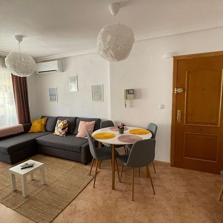 Charming Apartment 500M To Cura Beach Torrevieja Buitenkant foto
